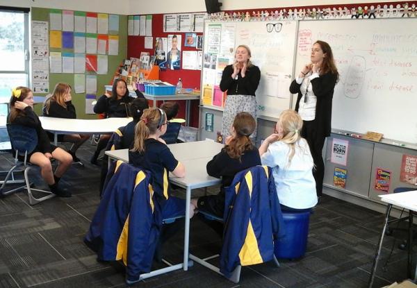 PhD student Kirsten Ward-Hartstone and Associate Professor Ros Kemp explain the action of our amazing immune system to a class in Christchurch