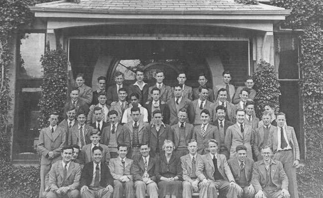 Arana-residents-1946-image