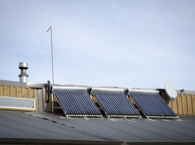 Solar panels on roof (280)