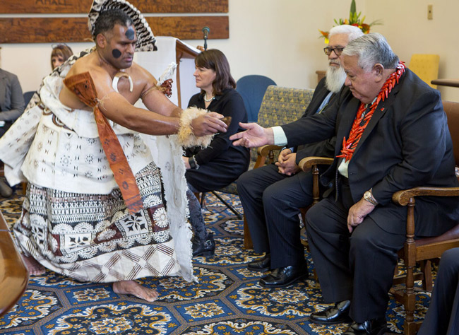 Samoan-PM-kava-ceremony-image-crop