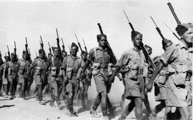 20th Battalion infantry marching in Baggush, Egypt, September 1941 image