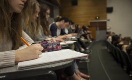 University of Otago students at a lecture on the Dunedin campus. Image.