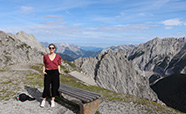 CHI Evie Dolomites hike thumbnail 2020 new