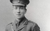 Robert Graves in uniform, 1915. 