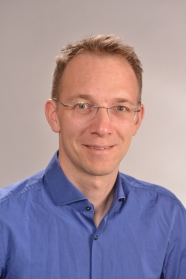 Photo of Associate Professor Harald Schwefel.